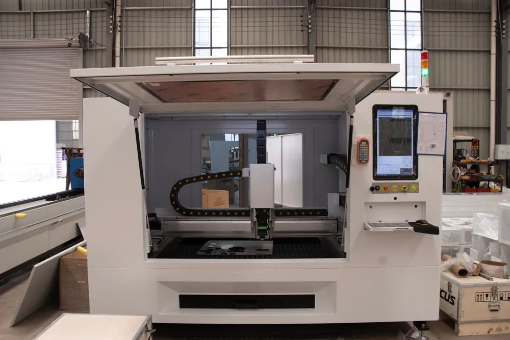Máquina CNC numa fábrica